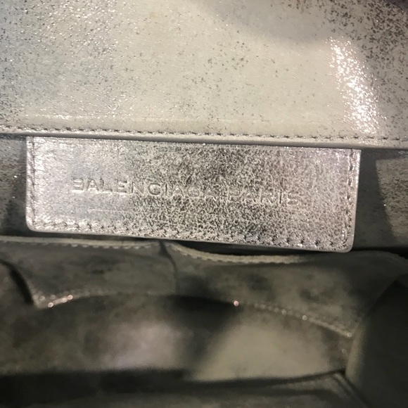 🍭HP🍭Limited Edition Balenciaga Papier A5 Metalic - Picture 6 of 7